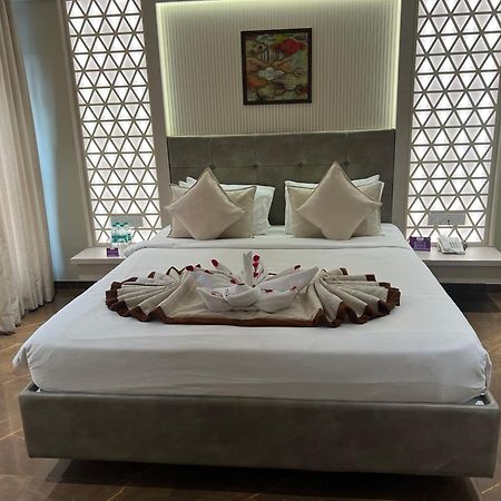 Vits Shalimar, Ankleshwar Hotell Eksteriør bilde