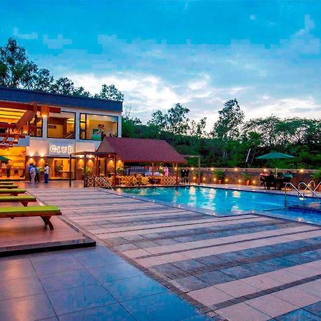 Vits Shalimar, Ankleshwar Hotell Eksteriør bilde