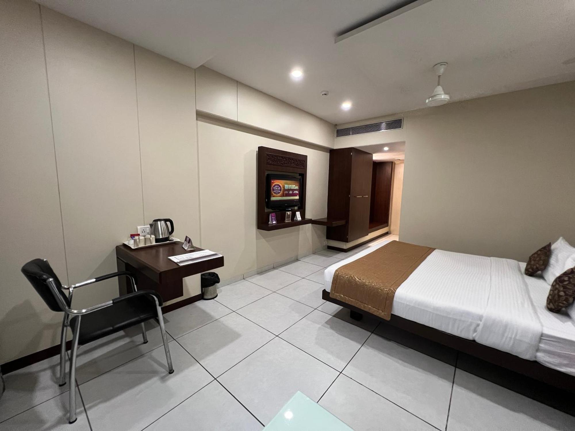 Vits Shalimar, Ankleshwar Hotell Eksteriør bilde