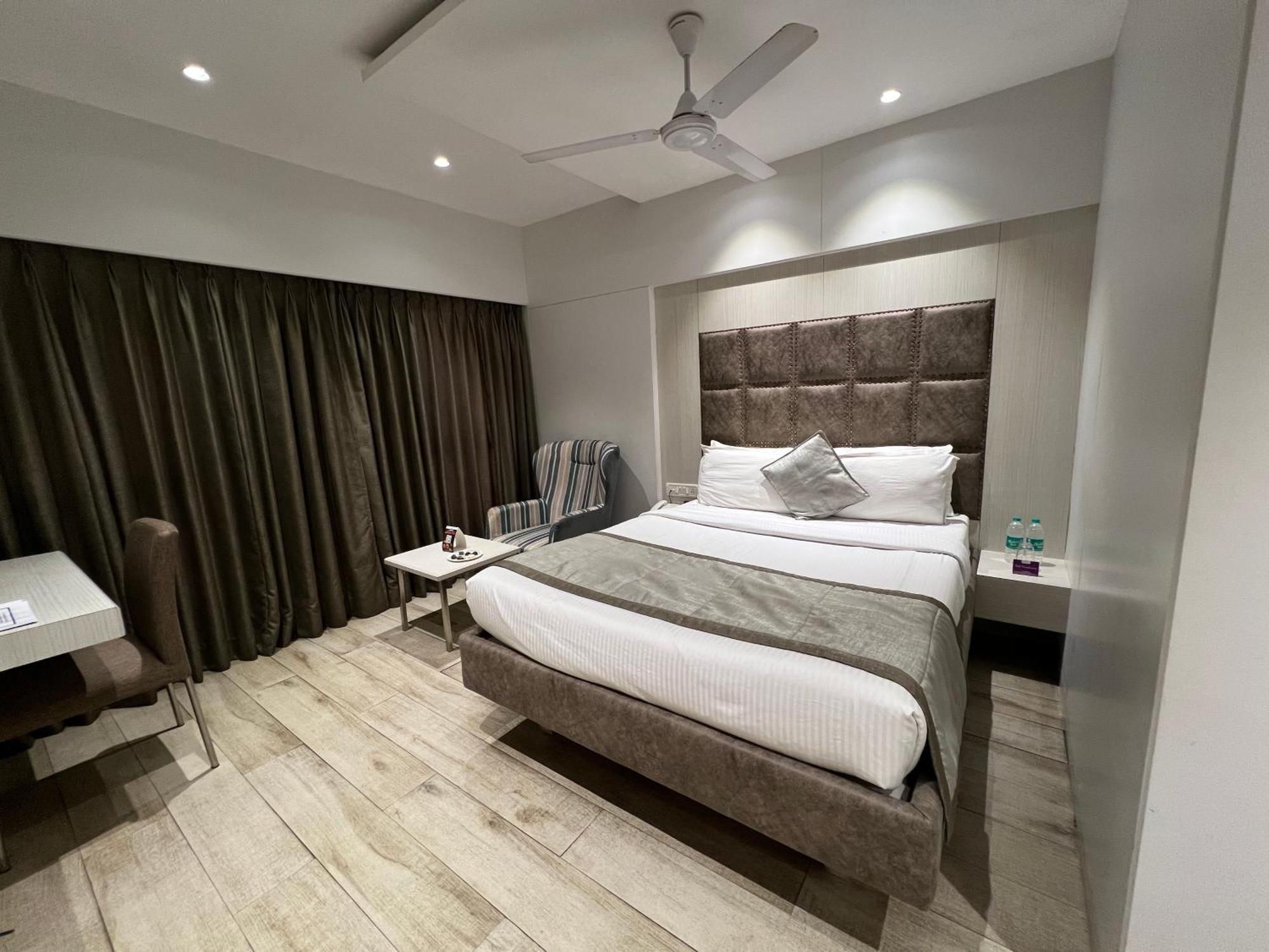 Vits Shalimar, Ankleshwar Hotell Eksteriør bilde