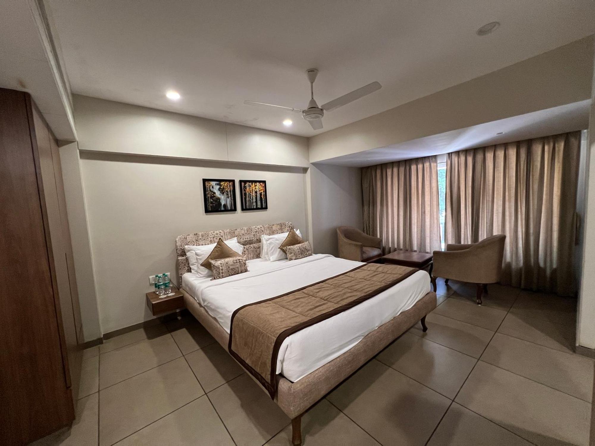 Vits Shalimar, Ankleshwar Hotell Eksteriør bilde