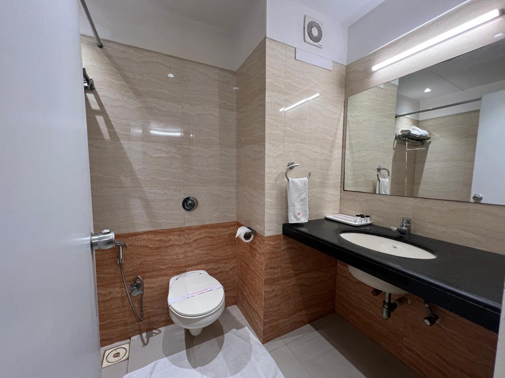 Vits Shalimar, Ankleshwar Hotell Eksteriør bilde