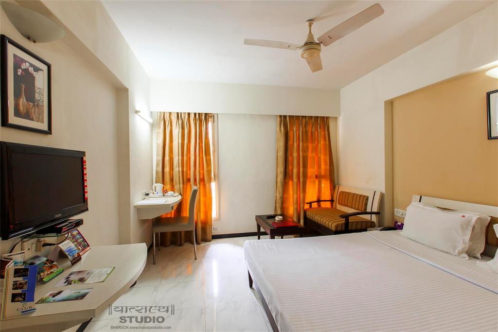 Vits Shalimar, Ankleshwar Hotell Eksteriør bilde